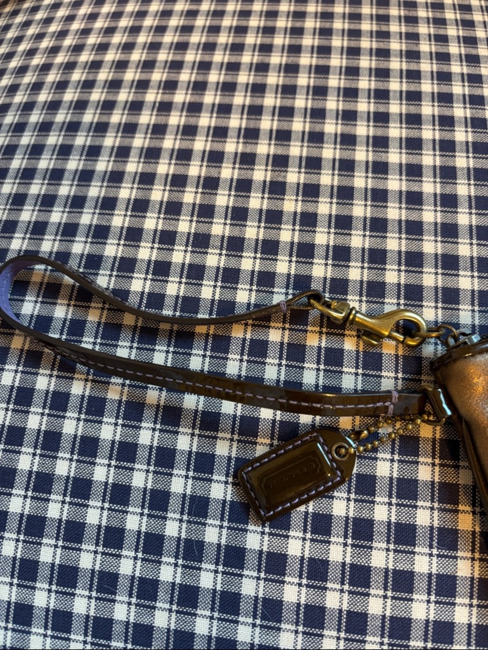 Coach Dark Brown Signature patchwork Wristlet with Leather Trim retired pattern - Picture 3 of 8